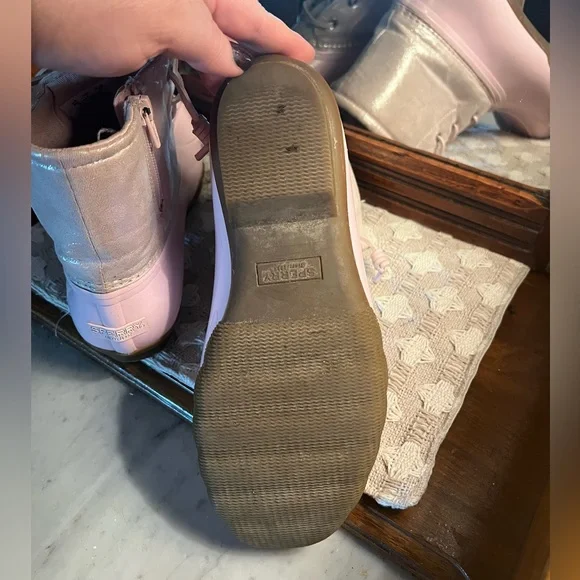 SPERRY Duck Boots in Saltwater Metallic Pink Women's Size 5 - Picture 3 of 7